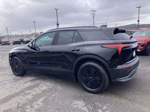 New 2026 Chevrolet Blazer EV LT w/ Midnight/Sport Edition FWD image 6