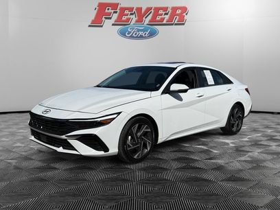 Used 2025 Hyundai Elantra Limited