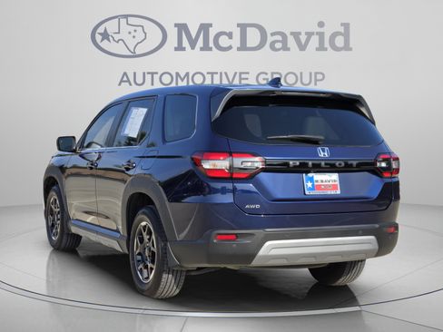 Certified 2025 Honda Pilot EX-L image 4