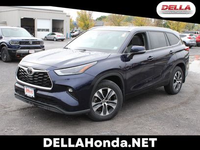 Used 2022 Toyota Highlander XLE