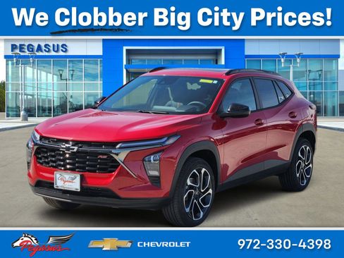 New 2026 Chevrolet Trax RS w/ Sunroof Package image 2