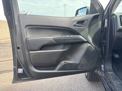 Used 2021 GMC Canyon AT4 w/ Driver Alert Package AWD/4WD image 9