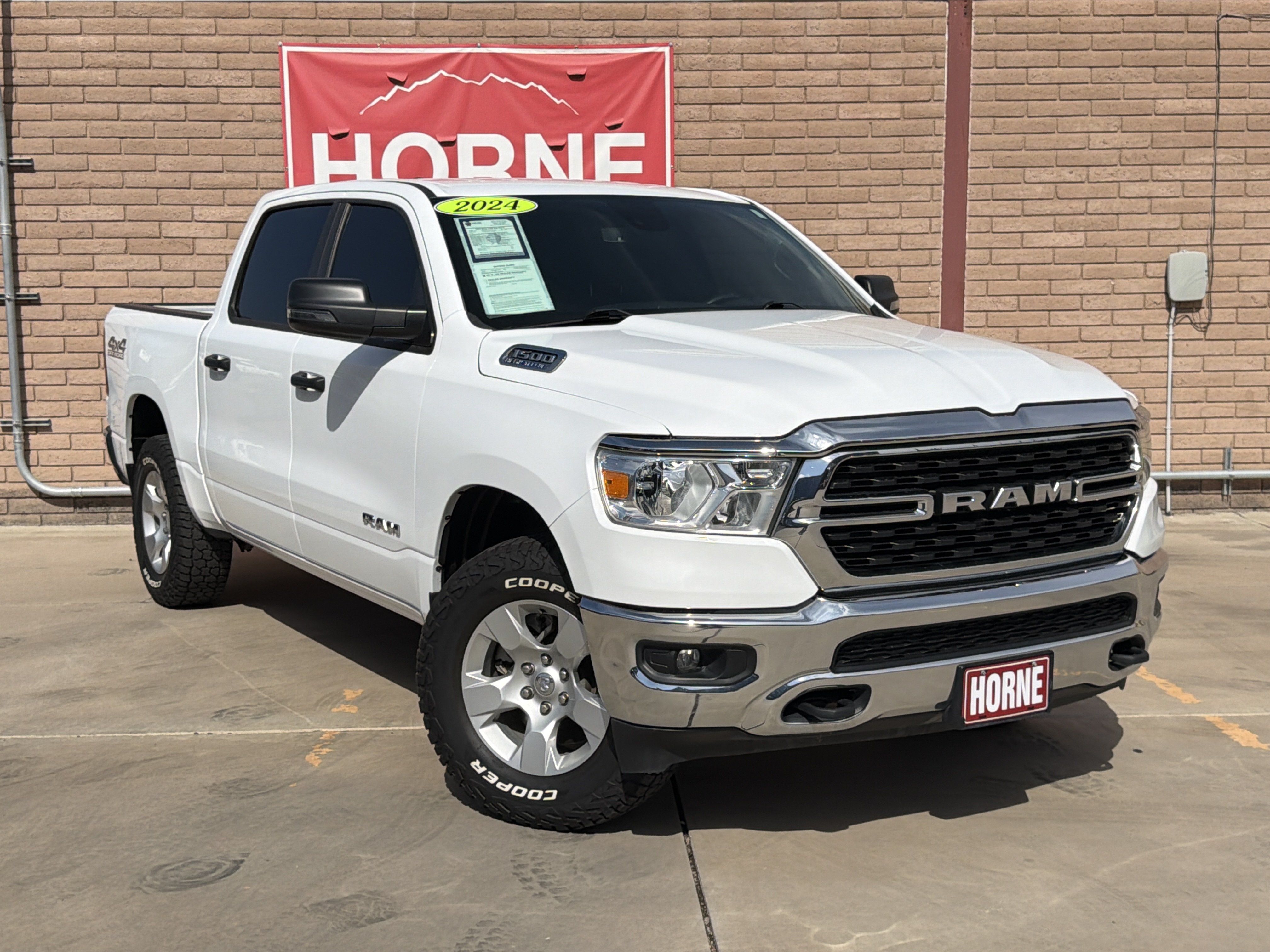 Used 2024 RAM 1500 Big Horn AWD/4WD image 3