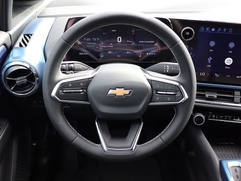 New 2026 Chevrolet Equinox EV LT image 16