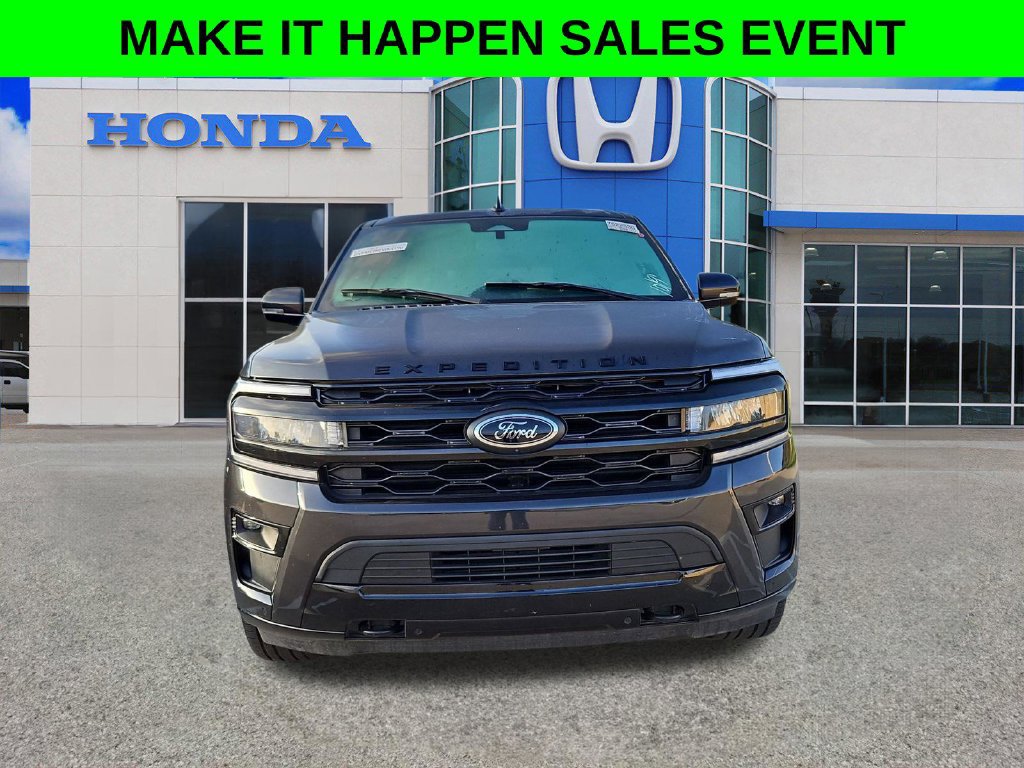 Used 2022 Ford Expedition Limited AWD/4WD image 7