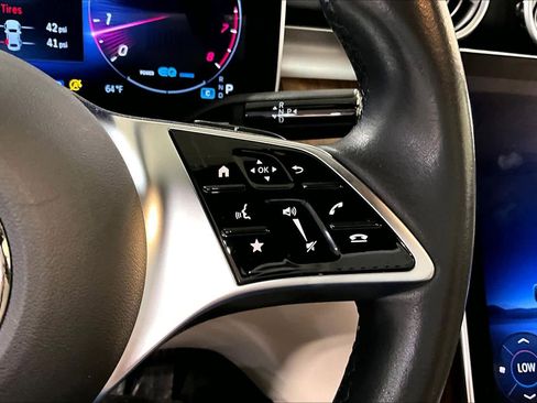 Used 2022 Mercedes-Benz C 300 Sedan image 25