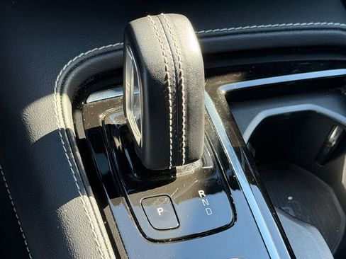 Used 2022 Volvo S60 T8 Polestar image 19