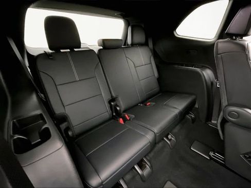 Used 2024 GMC Acadia Elevation w/ Luxury Package image 18