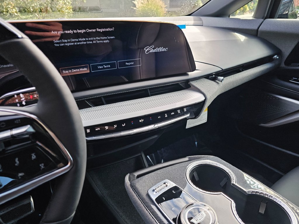 New 2027 Cadillac Optiq Sport AWD/4WD image 30