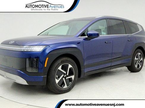 Used 2026 Hyundai Ioniq 9 SE image 1