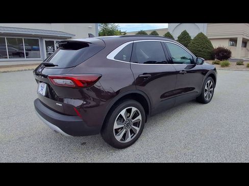 Certified 2023 Ford Escape Platinum AWD/4WD image 8