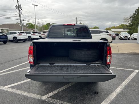 Used 2019 Nissan Frontier SV AWD/4WD image 8