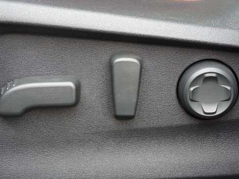 Used 2024 Subaru Ascent Touring w/ Popular Package #2 image 28