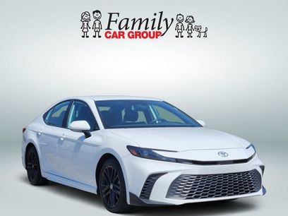 Used 2025 Toyota Camry SE