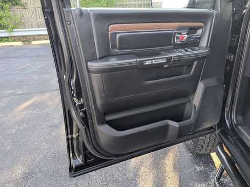 Used 2017 RAM 2500 Laramie AWD/4WD image 11