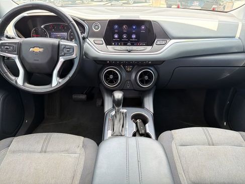 Used 2019 Chevrolet Blazer LT FWD image 16
