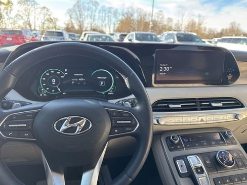 Used 2022 Hyundai Palisade Limited image 15