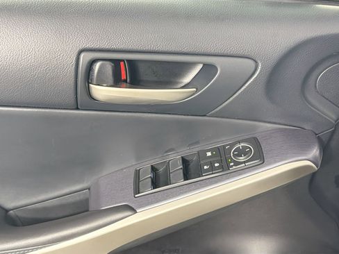 Used 2020 Lexus IS 300 F Sport w/ Blackline Edition image 18