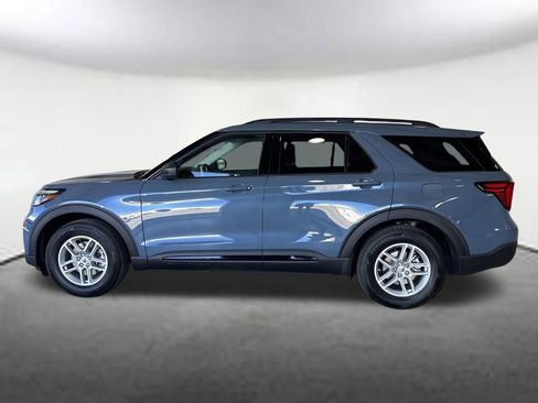 New 2026 Ford Explorer Active image 2