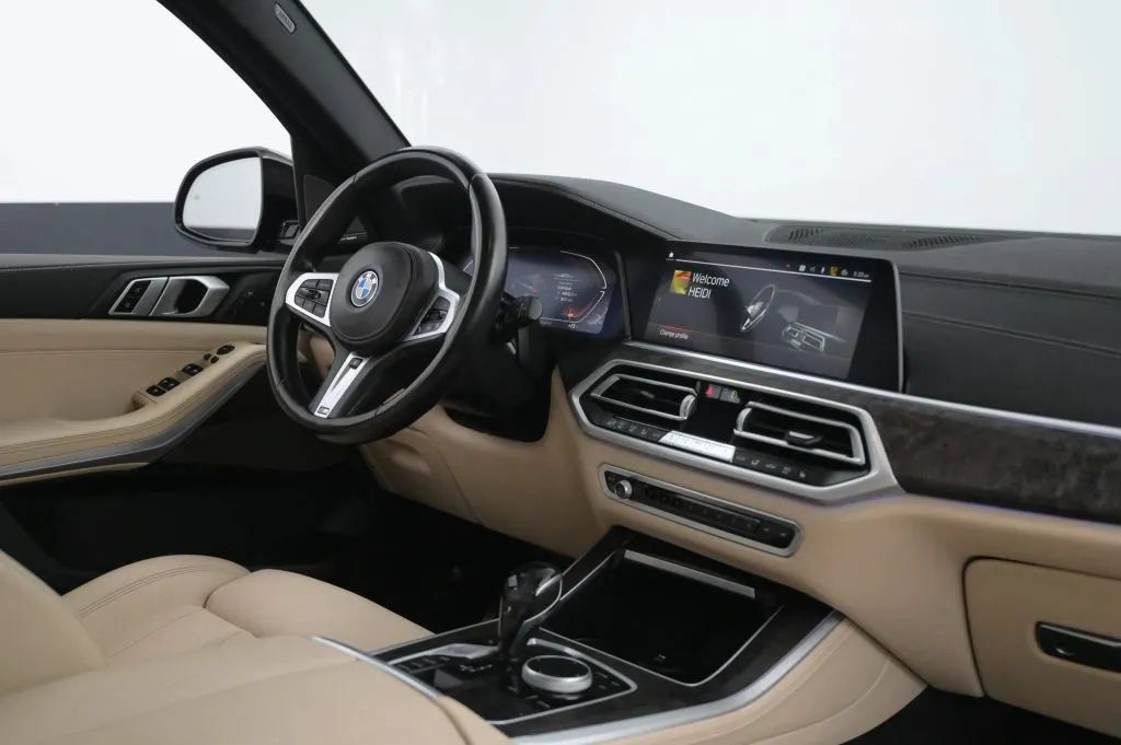 Used 2021 BMW X5 xDrive40i w/ M Sport Package AWD/4WD image 48