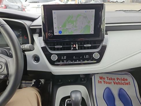 Used 2023 Toyota Corolla XSE FWD image 15