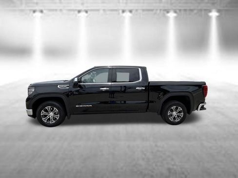 Used 2026 GMC Sierra 1500 SLT RWD image 7