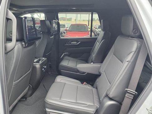 New 2026 GMC Yukon Denali w/ Denali Reserve Package AWD/4WD image 51