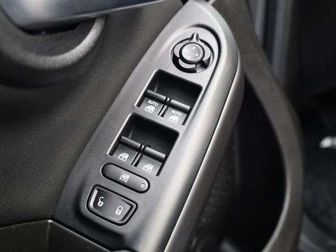 Used 2023 FIAT 500X Pop w/ Comfort Group image 14