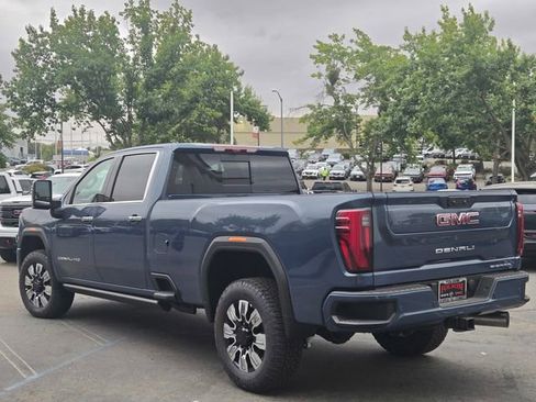 New 2026 GMC Sierra 3500 Denali w/ Denali Reserve Package AWD/4WD image 6
