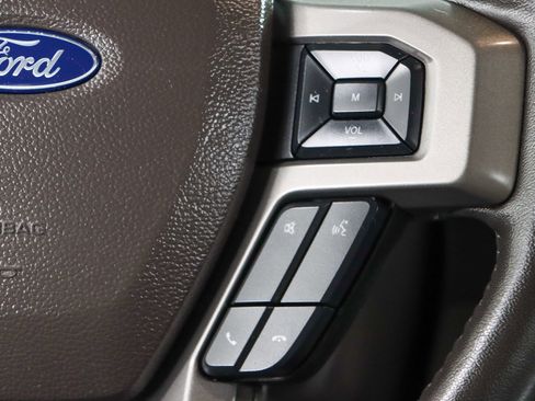 Used 2021 Ford Expedition XLT image 15