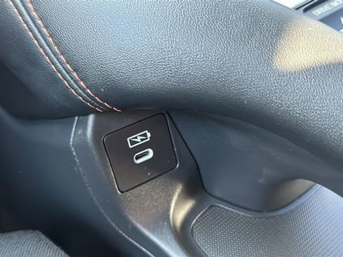 Used 2025 Honda HR-V Sport image 26