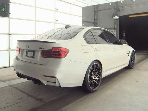 Used 2018 BMW M3 Base image 2