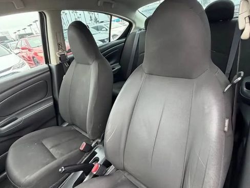 Used 2017 Nissan Versa S FWD image 8