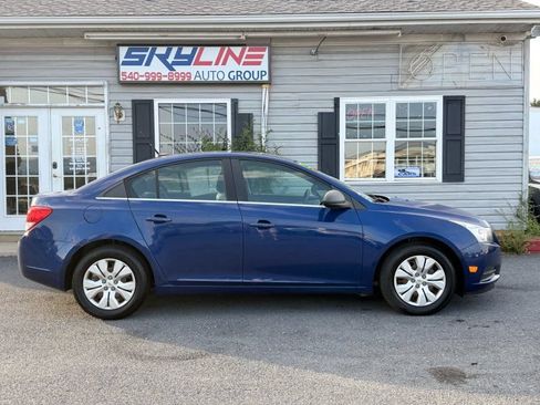 Used 2012 Chevrolet Cruze LS w/ Connectivity Package FWD image 1