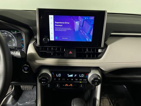 Certified 2025 Toyota RAV4 XLE w/ Convenience Package AWD/4WD image 18