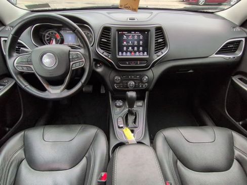 Used 2021 Jeep Cherokee Latitude Lux w/ Comfort/Convenience Group image 22