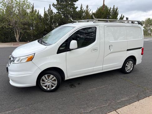 Used 2017 Chevrolet City Express LS w/ Appearance Package FWD image 3