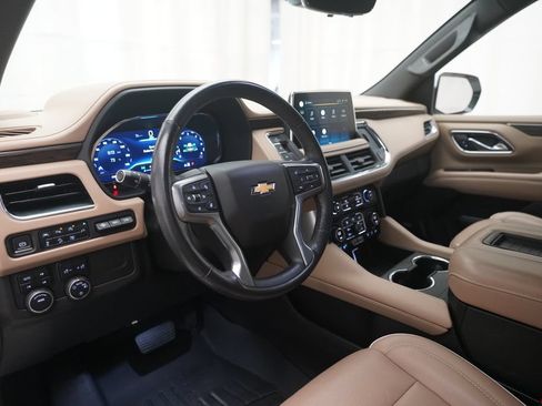 Used 2022 Chevrolet Tahoe Premier AWD/4WD image 21