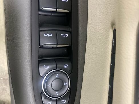 Used 2024 Cadillac XT5 Premium Luxury w/ LPO, Floor Liner Package image 17