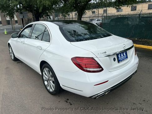 Used 2018 Mercedes-Benz E 300 4MATIC image 15