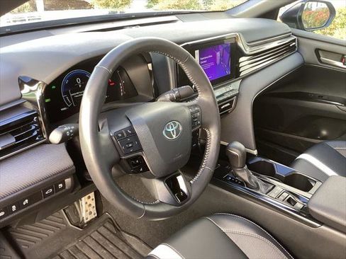 Certified 2025 Toyota Camry SE w/ Convenience Package image 9