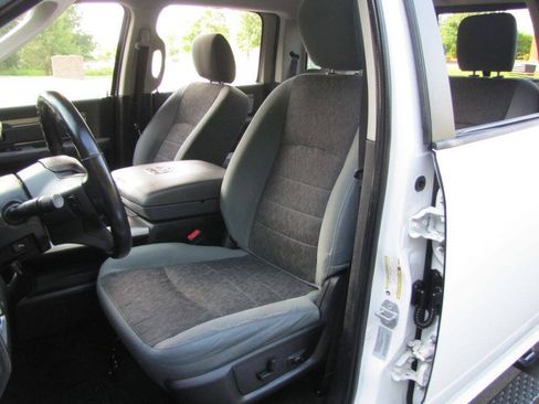 Used 2017 RAM 3500 Big Horn AWD/4WD image 15