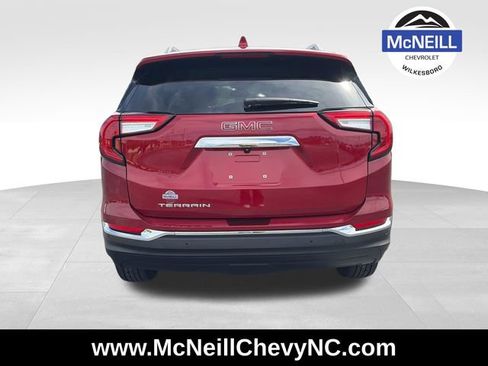 Used 2023 GMC Terrain SLT FWD image 6