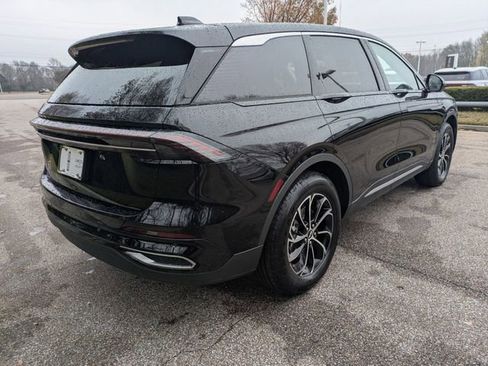 New 2026 Lincoln Nautilus Premier image 11