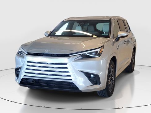 Certified 2026 Lexus TX 350 AWD w/ Technology Package image 4
