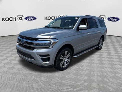Used 2023 Ford Expedition Max Limited AWD/4WD image 3
