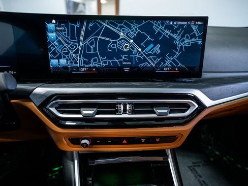 Used 2023 BMW i4 eDrive40 w/ Premium Package image 45