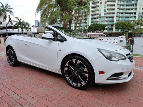 Used 2018 Buick Cascada Premium FWD image 1