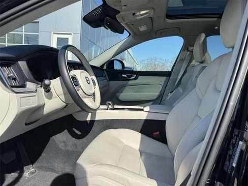 Certified 2023 Volvo XC60 B5 Plus w/ Climate Package image 13