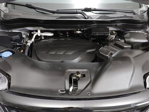 Used 2022 Honda Pilot Sport image 23